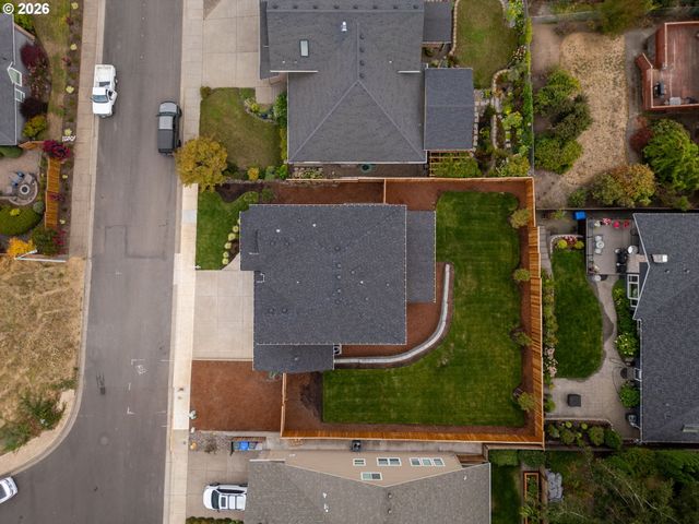 1774 Nw Ammon St, Salem, OR 97304