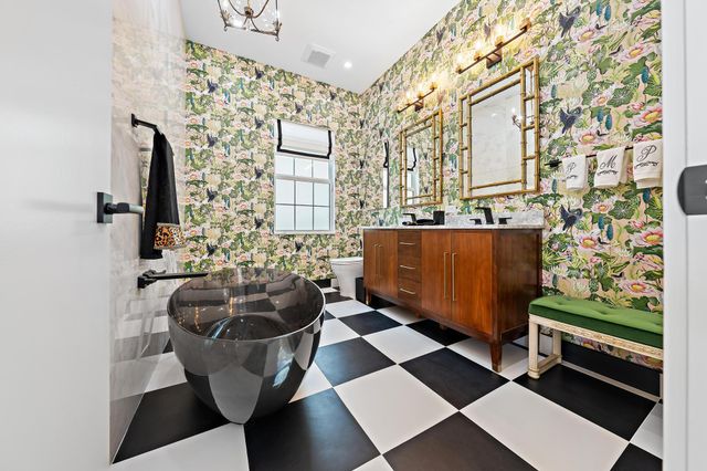 1115 Orinoco Way, Palm Beach Gardens, FL 33410