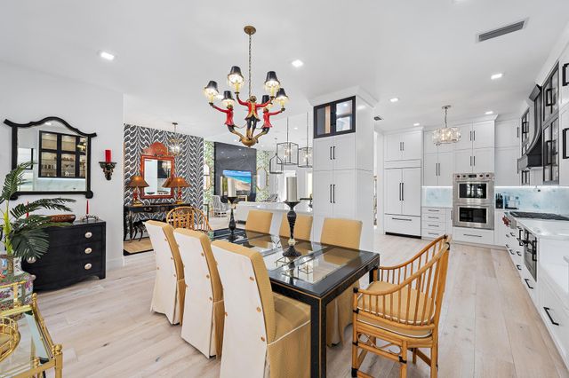 1115 Orinoco Way, Palm Beach Gardens, FL 33410