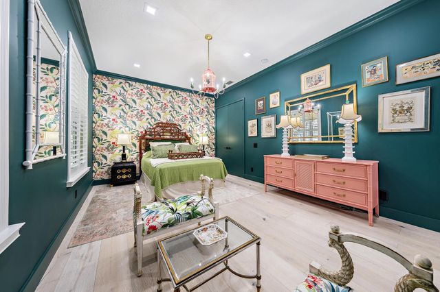 1115 Orinoco Way, Palm Beach Gardens, FL 33410