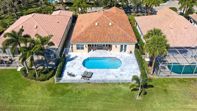 1115 Orinoco Way, Palm Beach Gardens, FL 33410