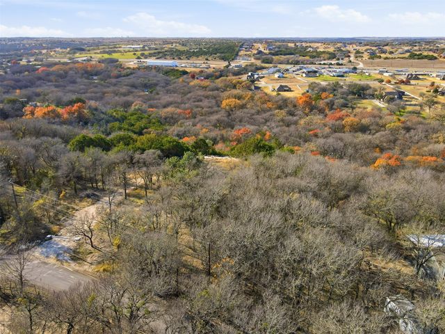 113 Overlook Court, Cresson, TX 76035