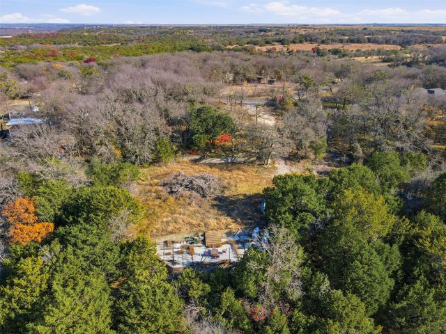 113 Overlook Court, Cresson, TX 76035