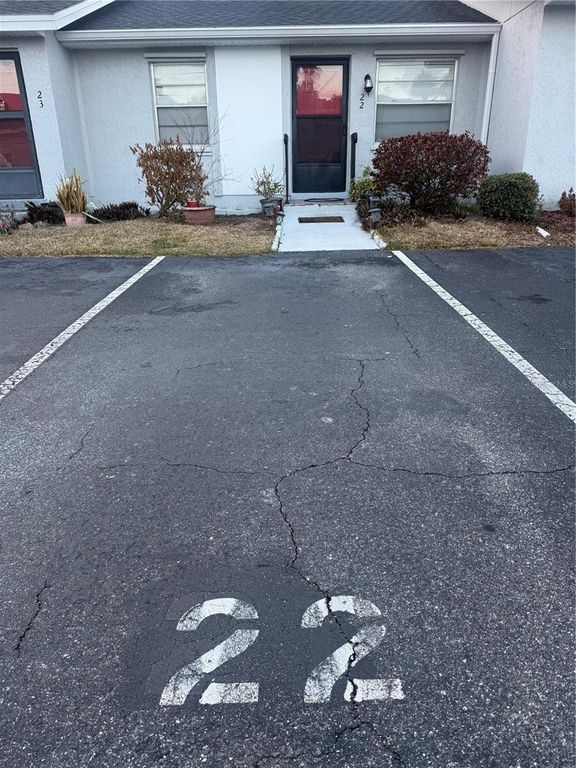 22 LAKE VILLA WAY, Kissimmee, FL 34743