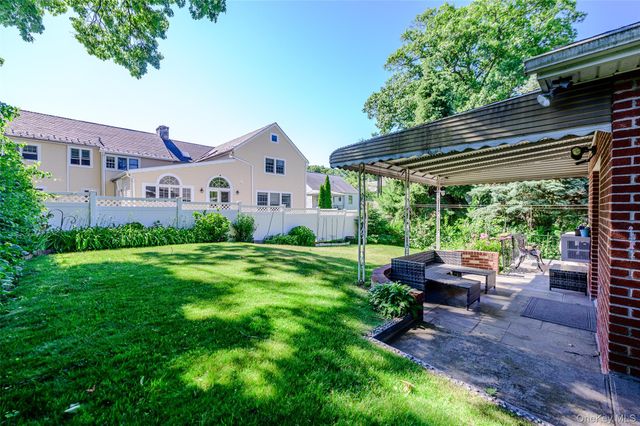 84 Ridgewood Avenue, Yonkers, NY 10704