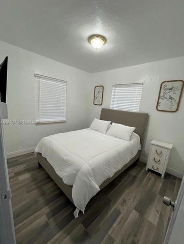 1021 NW 37th Ave, Miami, FL 33125