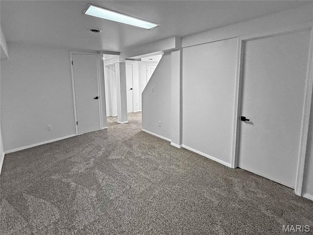 3755 Park Crest Drive, St Louis, MO 63125