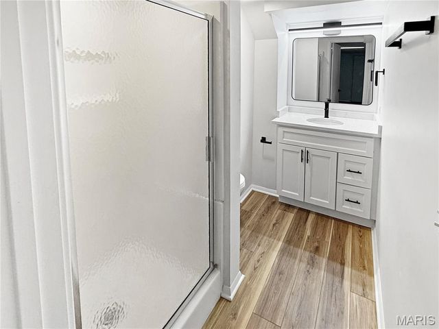 3755 Park Crest Drive, St Louis, MO 63125