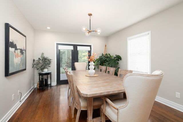 1060 Cooper Drive, Lexington, KY 40502