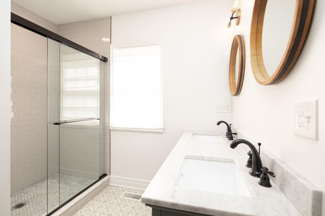 1060 Cooper Drive, Lexington, KY 40502