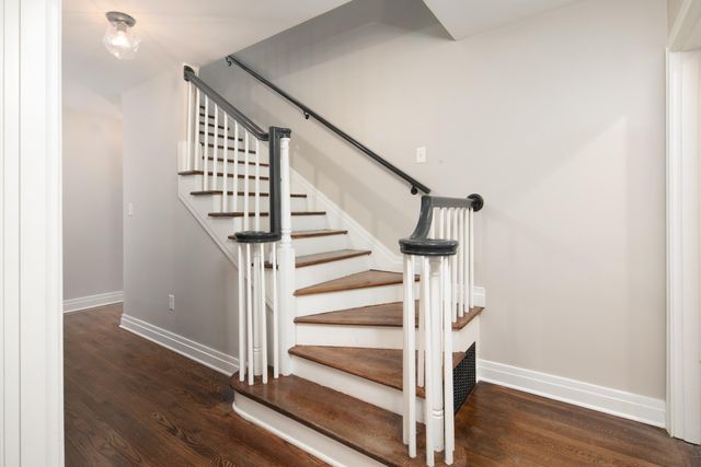 1060 Cooper Drive, Lexington, KY 40502