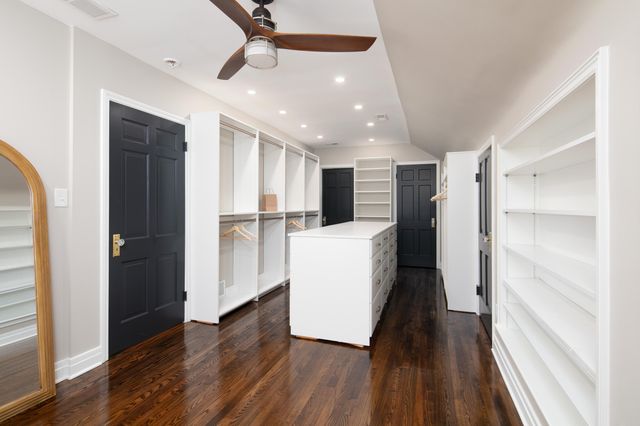 1060 Cooper Drive, Lexington, KY 40502