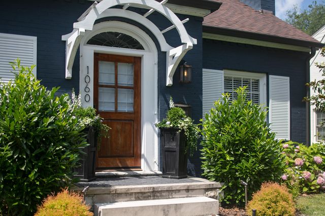 1060 Cooper Drive, Lexington, KY 40502