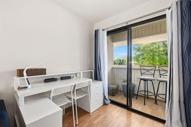 2822 N Auburn Court 205, Palm Springs, CA 92262