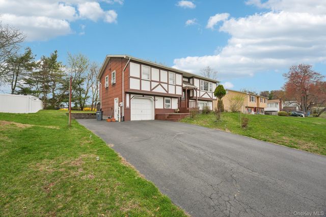 19 Northpark Drive, Garnerville, NY 10923