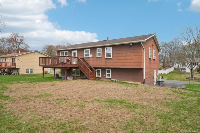 19 Northpark Drive, Garnerville, NY 10923
