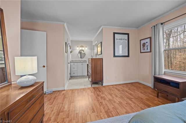 1625 Robinhood Drive, Burlington, NC 27217