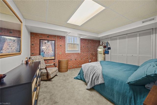 1625 Robinhood Drive, Burlington, NC 27217