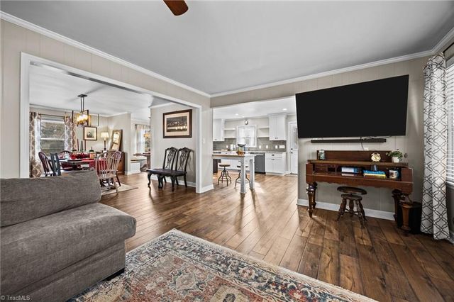 1625 Robinhood Drive, Burlington, NC 27217