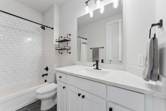 4516 Ravenbank Drive, Rockwall, TX 75087