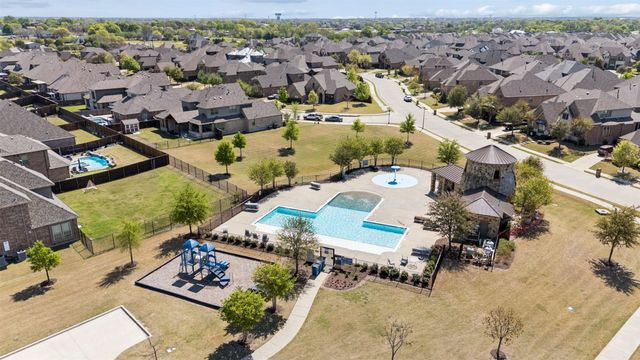 4516 Ravenbank Drive, Rockwall, TX 75087