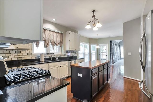6880 Shadow Ridge Lane, Stone Mountain, GA 30087