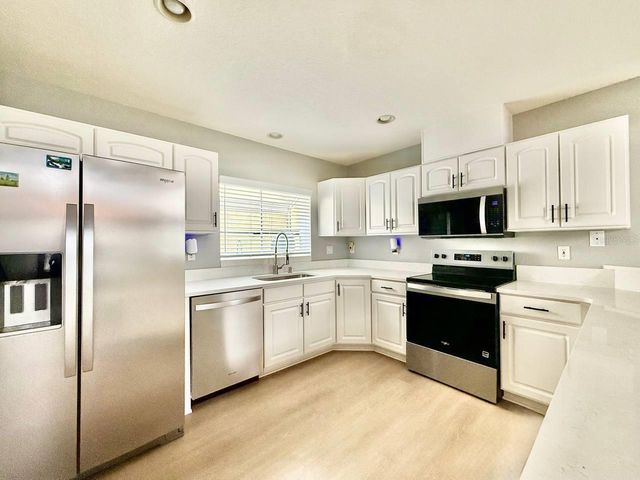 6600 GENTLE BEN CIRCLE, Wesley Chapel, FL 33544