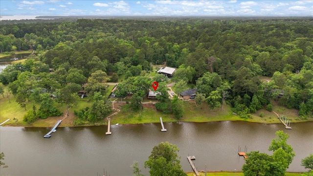 325 Tangiers Rd., Jefferson, TX 75657