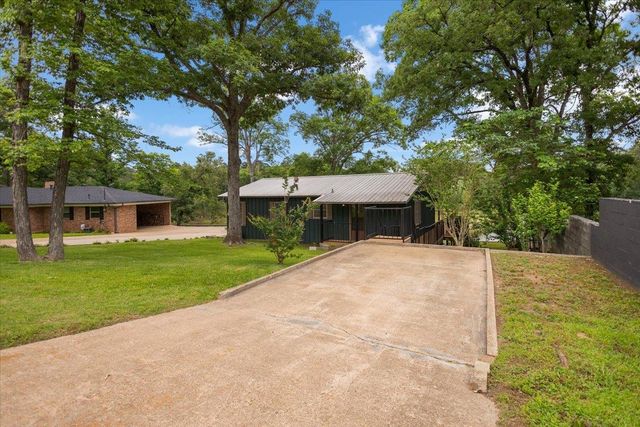 325 Tangiers Rd., Jefferson, TX 75657