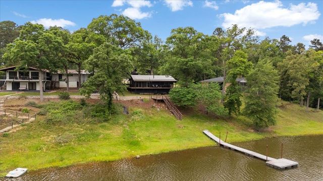325 Tangiers Rd., Jefferson, TX 75657