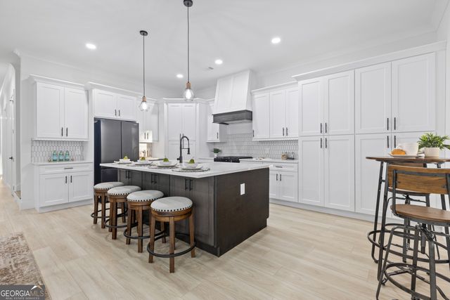 171 Honeysuckle Circle, Lawrenceville, GA 30046