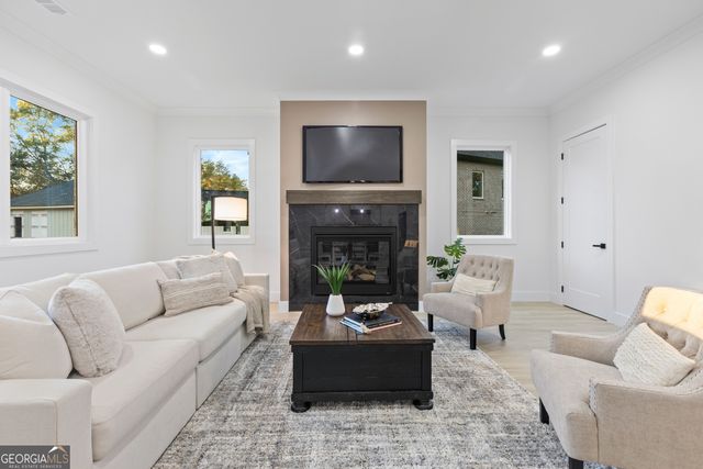 171 Honeysuckle Circle, Lawrenceville, GA 30046