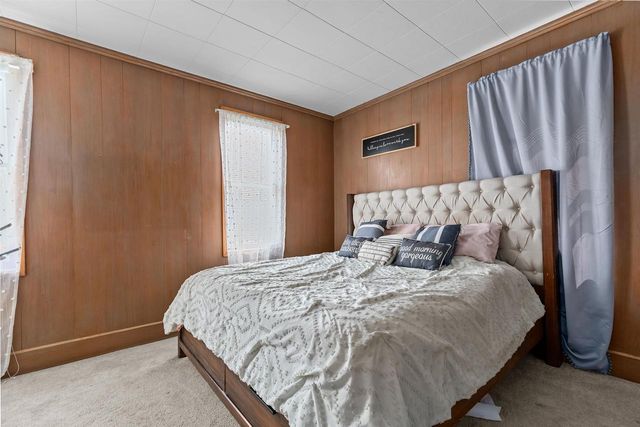 3829 LOST DAUPHIN ROAD, De Pere, WI 54115