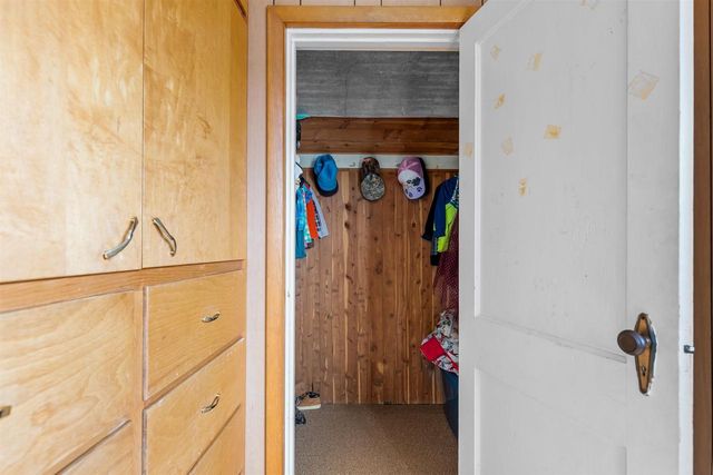 3829 LOST DAUPHIN ROAD, De Pere, WI 54115