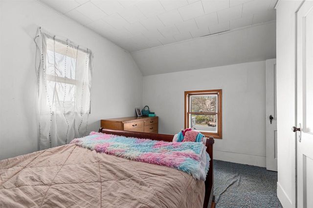 3829 LOST DAUPHIN ROAD, De Pere, WI 54115