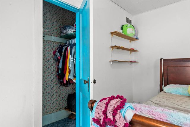 3829 LOST DAUPHIN ROAD, De Pere, WI 54115