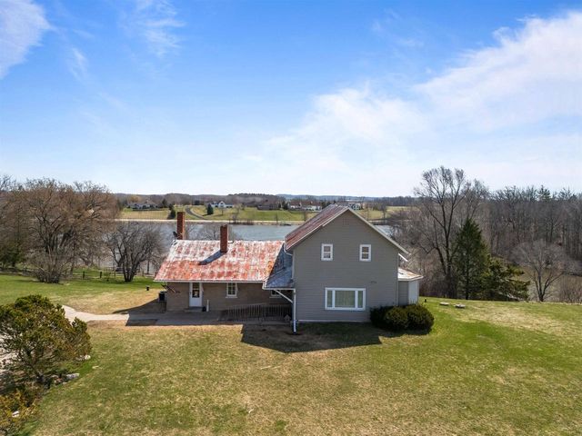 3829 LOST DAUPHIN ROAD, De Pere, WI 54115