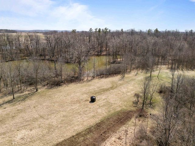 3829 LOST DAUPHIN ROAD, De Pere, WI 54115