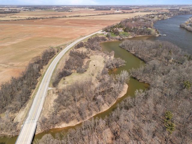 3829 LOST DAUPHIN ROAD, De Pere, WI 54115