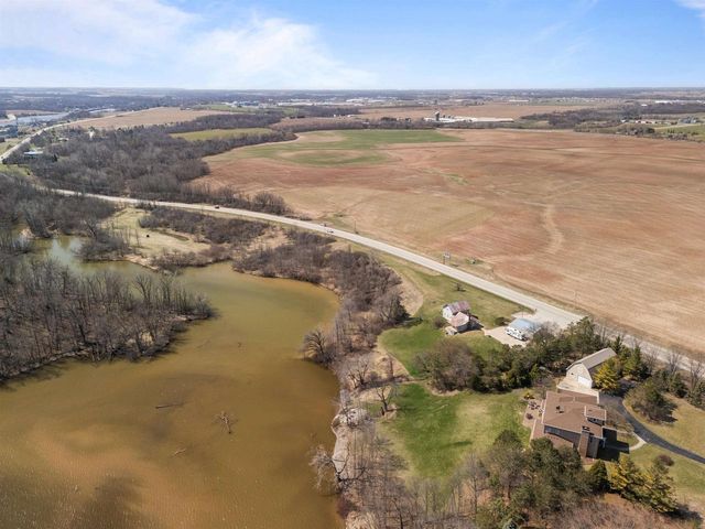 3829 LOST DAUPHIN ROAD, De Pere, WI 54115