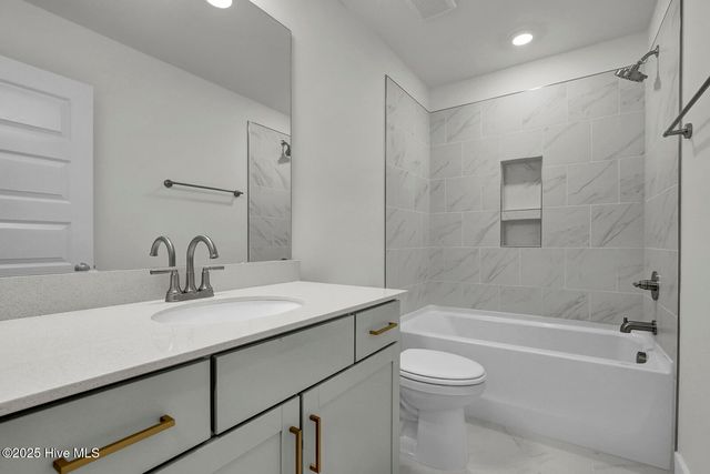 72 Lookout Point, Hampstead, NC 28443