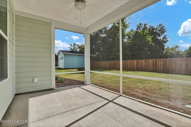 72 Lookout Point, Hampstead, NC 28443