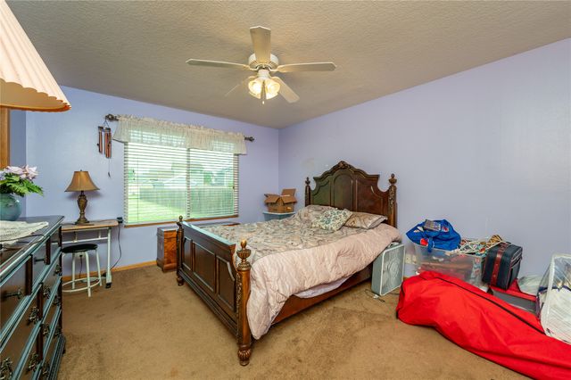 1330 10th Avenue SE, Altoona, IA 50009