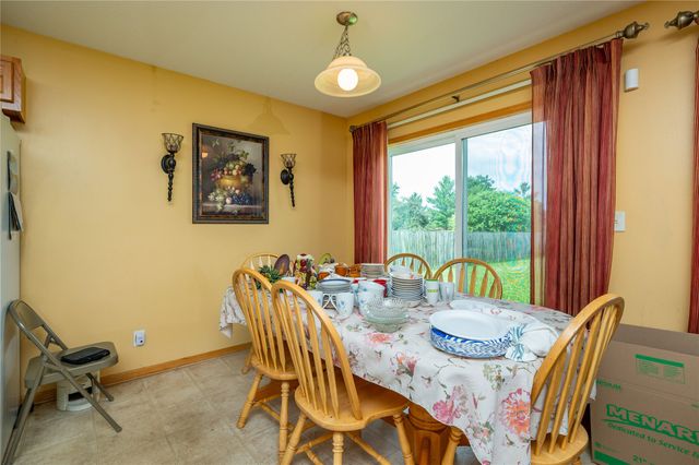 1330 10th Avenue SE, Altoona, IA 50009
