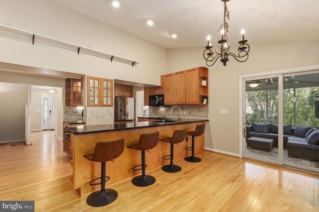 16605 LESCOT TER, Rockville, MD 20853