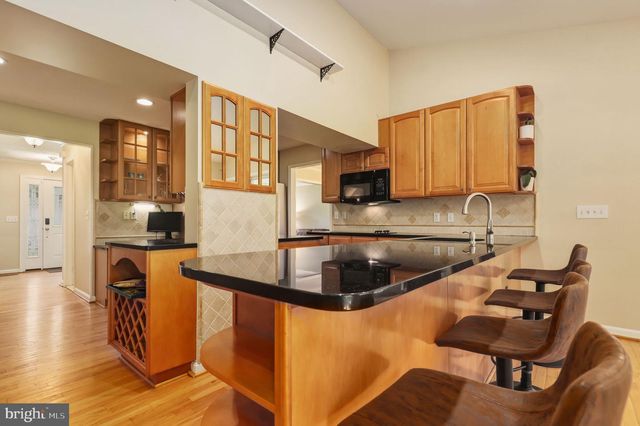 16605 LESCOT TER, Rockville, MD 20853