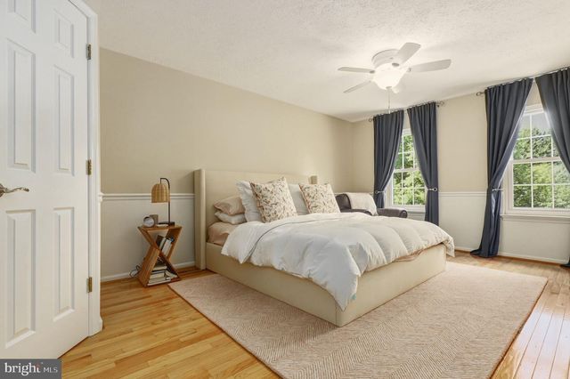 16605 LESCOT TER, Rockville, MD 20853