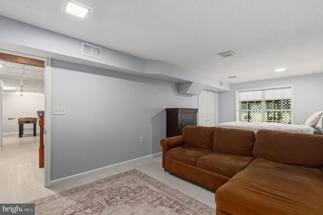 16605 LESCOT TER, Rockville, MD 20853