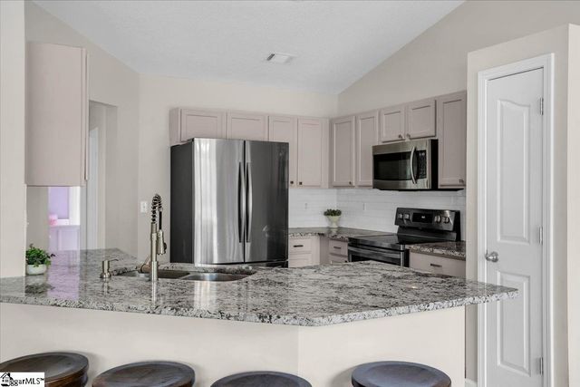 116 Red Holly Ridge Court, Greer, SC 29651