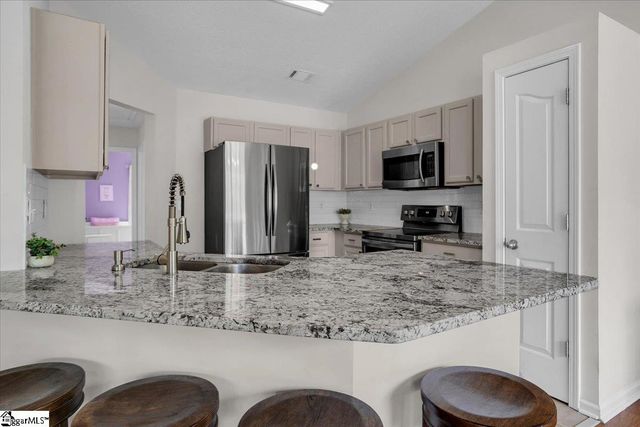 116 Red Holly Ridge Court, Greer, SC 29651